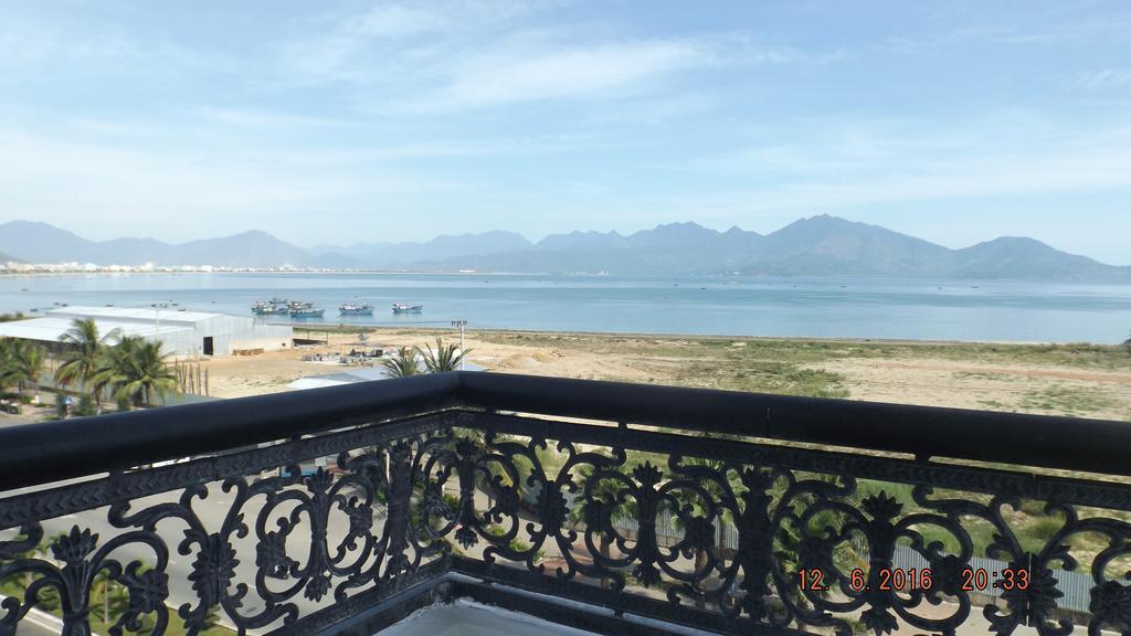 Rosa Bayside Guesthouse Da Nang Exterior photo
